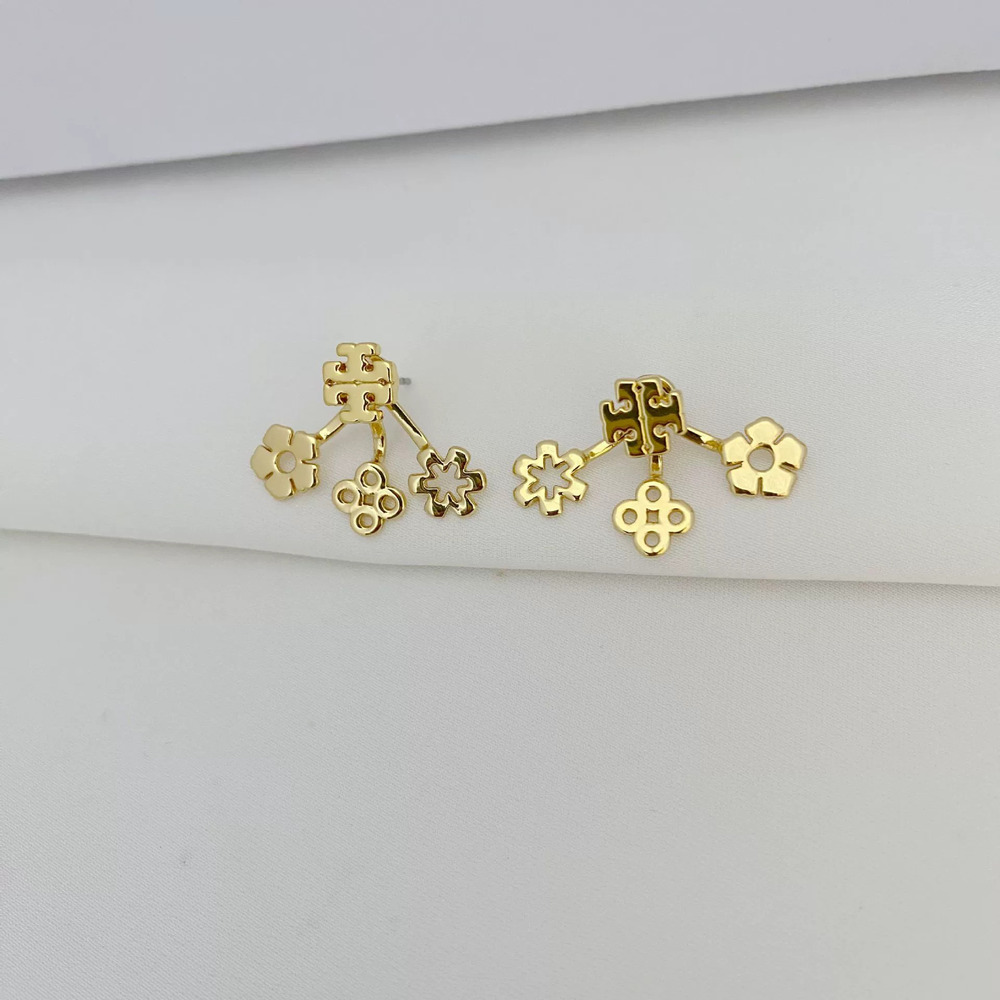 Tory Burch Trendy Flower Earrings